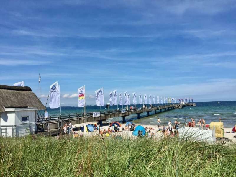 Apartamento Haus Am Heidebeck Scharbeutz Exterior foto